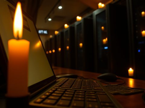 Plattformen für Bildung: Kritischer Blick auf digitale Bildungsinfrastrukturen